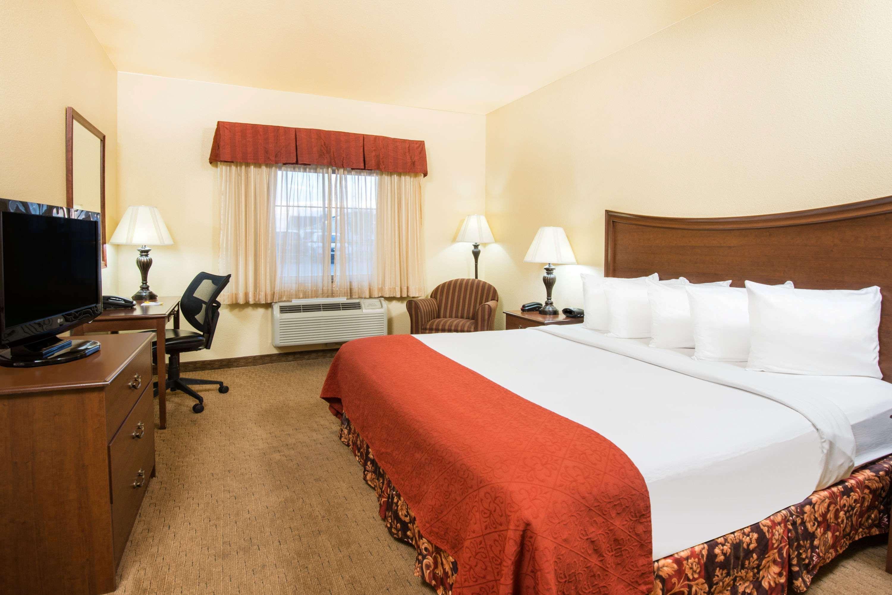 Days Inn By Wyndham Ellis Ngoại thất bức ảnh