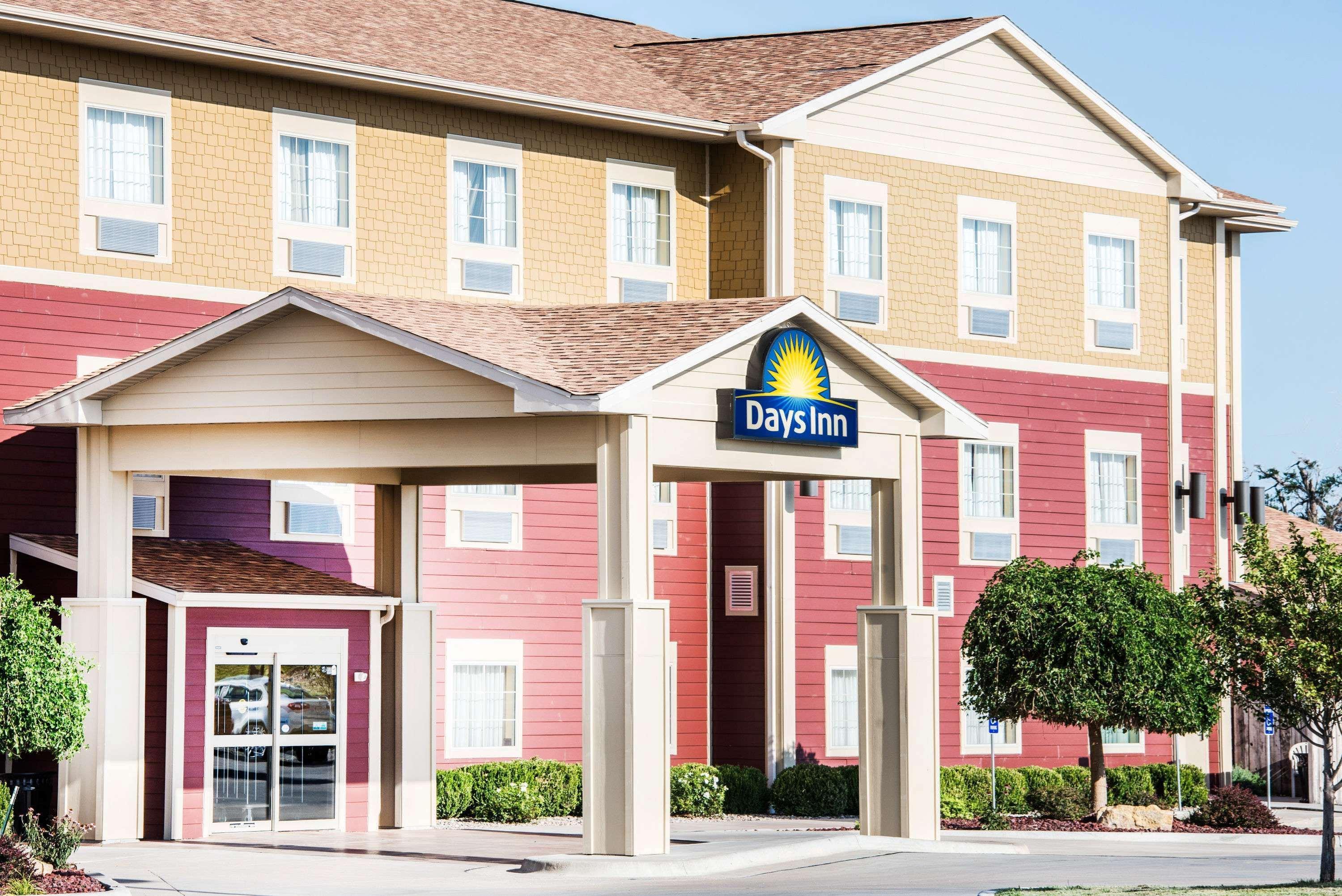 Days Inn By Wyndham Ellis Ngoại thất bức ảnh
